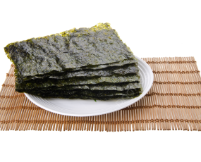 Ăn rong biển khô có tốt không? Những người đặc biệt nhạy cảm có nên ăn rong biển khô?