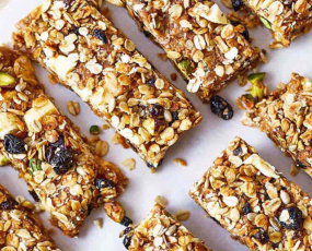 Giải đáp: 1 thanh gạo lứt ngũ cốc bao nhiêu calo? 