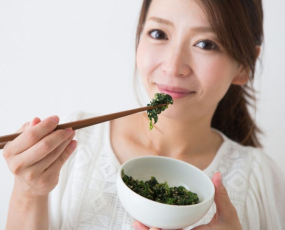 Bầu 3 tháng đầu ăn rong biển khô được không? Có những lưu ý nào? 