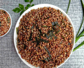 Giải đáp: Ăn gạo lứt sấy rong biển có giảm cân không ?