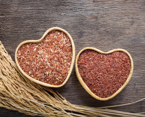 Tìm hiểu 1 gói ngũ cốc gạo lứt bao nhiêu calo?